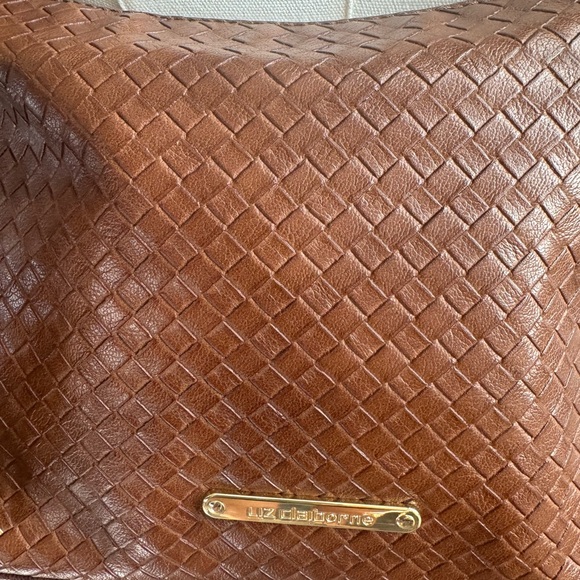 Liz Claiborne Tan Brown Faux Leather Woven Shoulder Bag Tassle - Picture 2 of 8